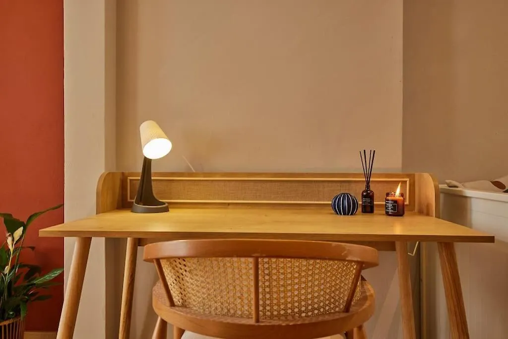 Апартаменты Fabulous 2Br 3Ac 2 Min To Metro - Baysungur D4 Стамбул