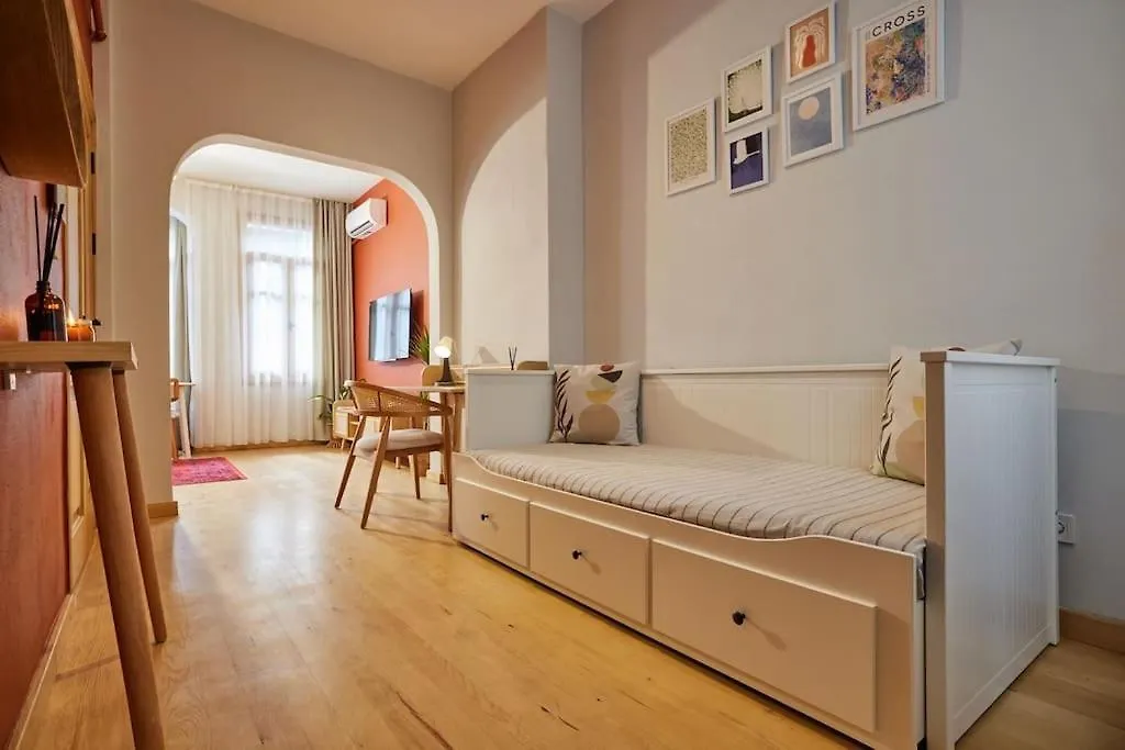 Fabulous 2Br 3Ac 2 Min To Metro - Baysungur D4 Apartment Istanbul