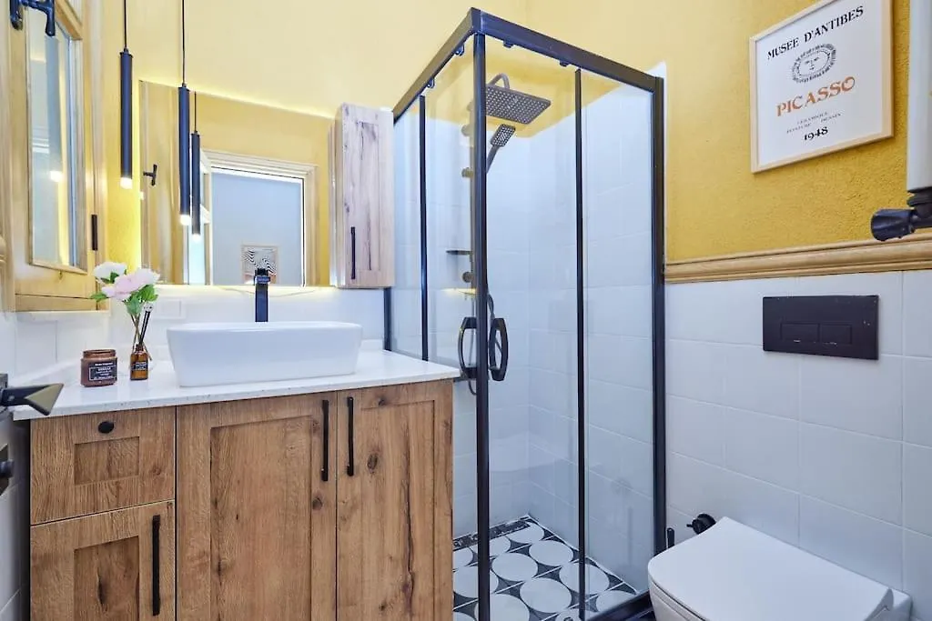 Fabulous 2Br 3Ac 2 Min To Metro - Baysungur D4 Apartment Istanbul