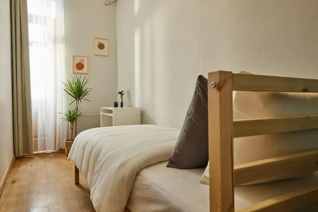 Fabulous 2Br 3Ac 2 Min To Metro - Baysungur D4 Apartment Istanbul Turkey